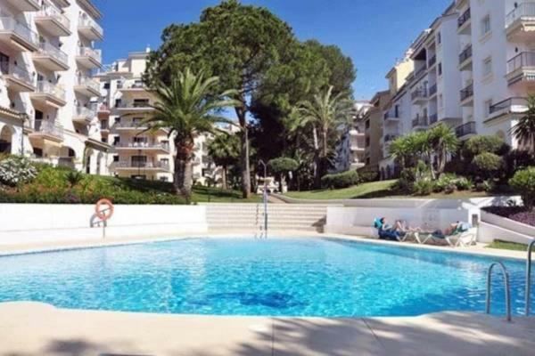 マルベーリャImpresionante Loft En Puerto Banus A Pie De Playaアパートメント エクステリア 写真