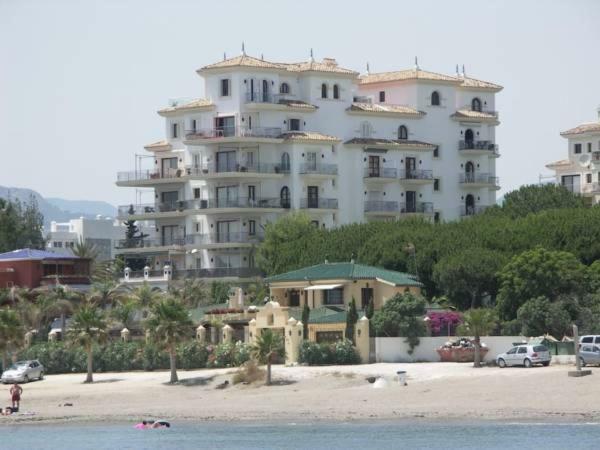 マルベーリャImpresionante Loft En Puerto Banus A Pie De Playaアパートメント エクステリア 写真